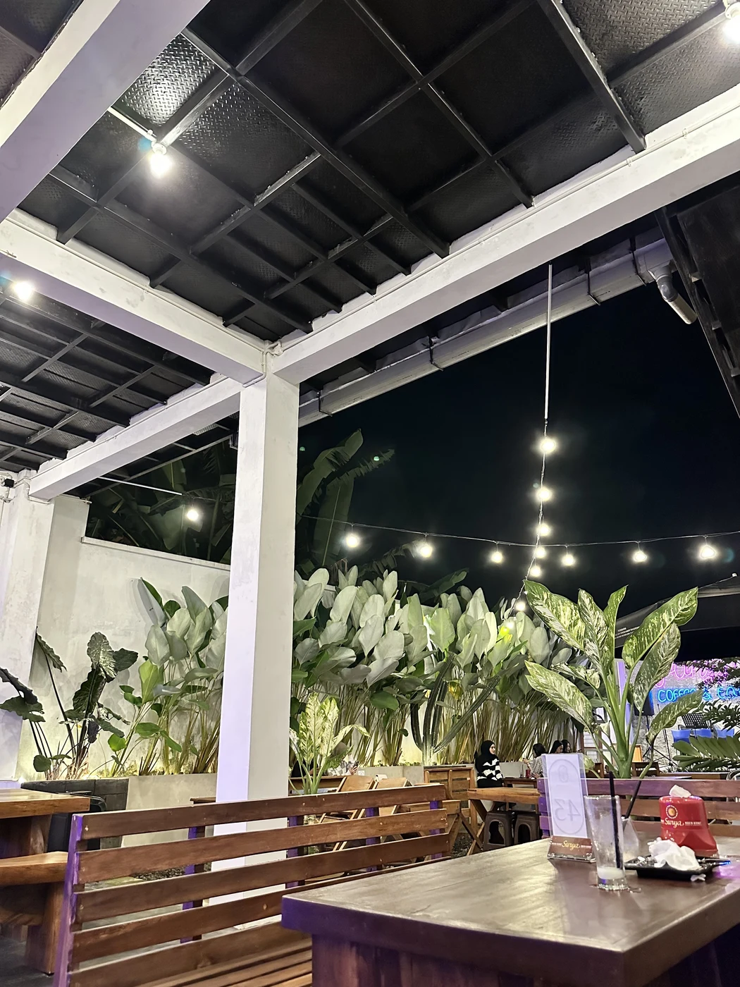 Semi-Outdoor Lounge & Coffee Bar